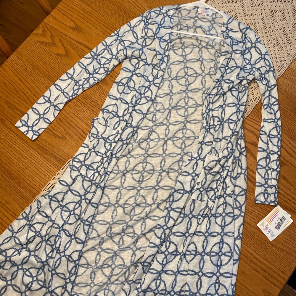 LuLaRoe ‘Sarah’ Cardigan